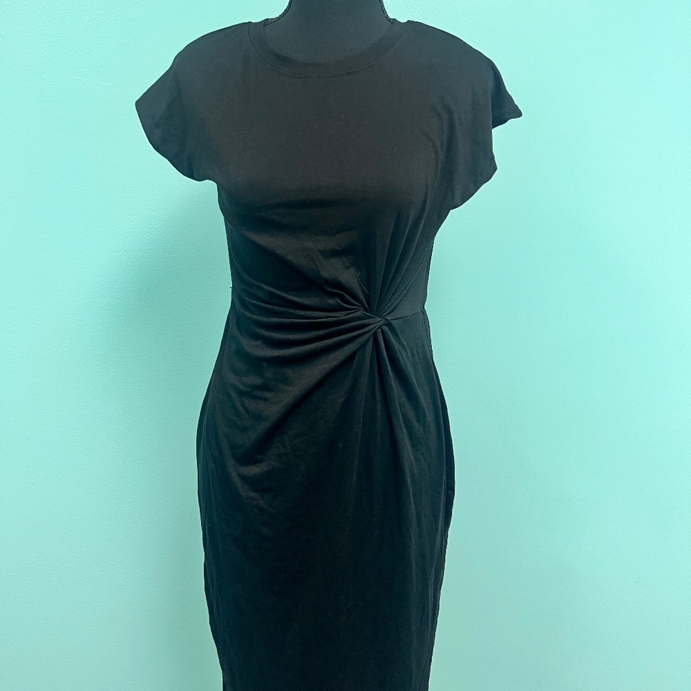 Twist front dress in black size s. NWOT